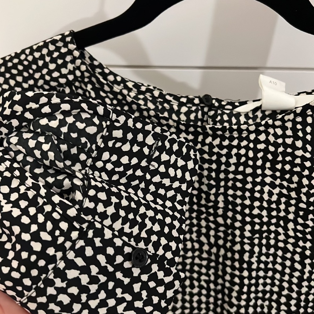 H&M - Picture 2 of 4